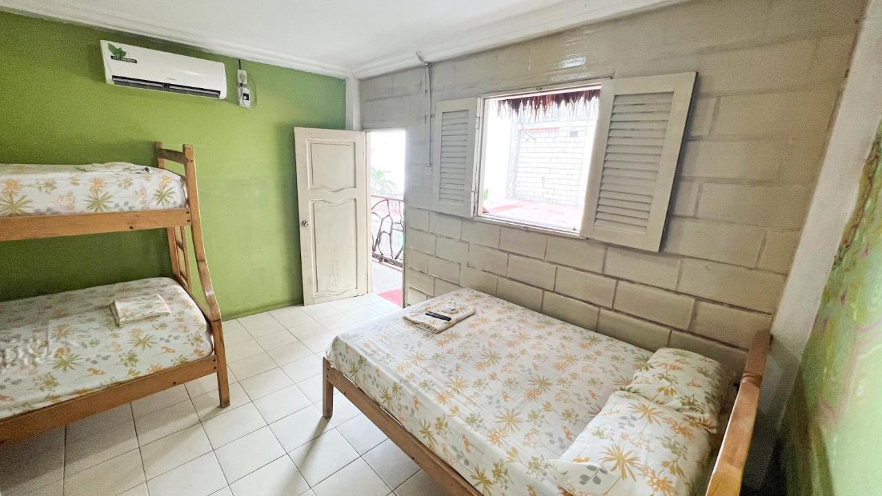 Arrecife Montanita Hostal מראה חיצוני תמונה